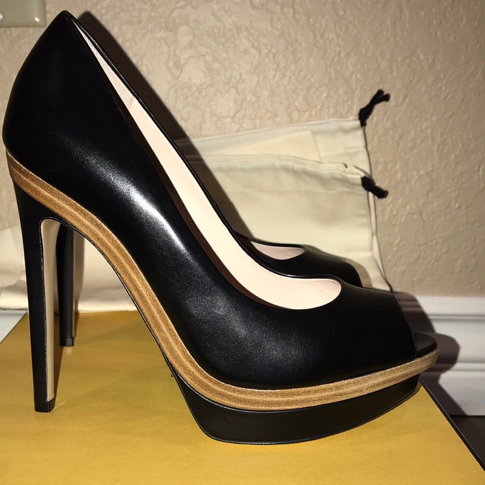 Fendi Heels New